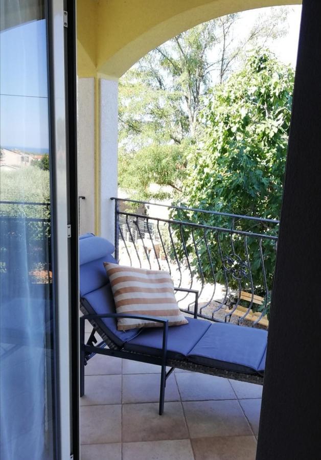Kaštelir Apartment Laetitia מראה חיצוני תמונה